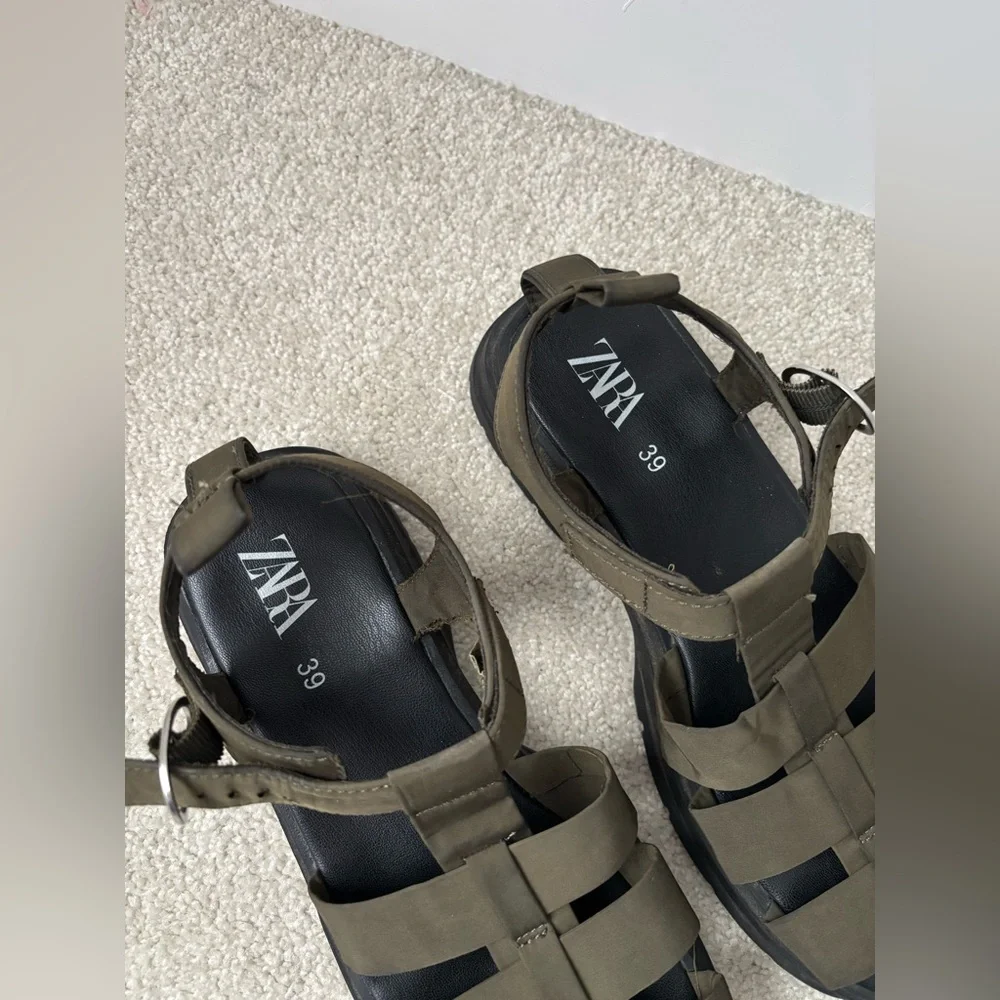 Zara Chunky Sport Sandals Olive Green Platform Size 39 Utility - Picture 2 of 9